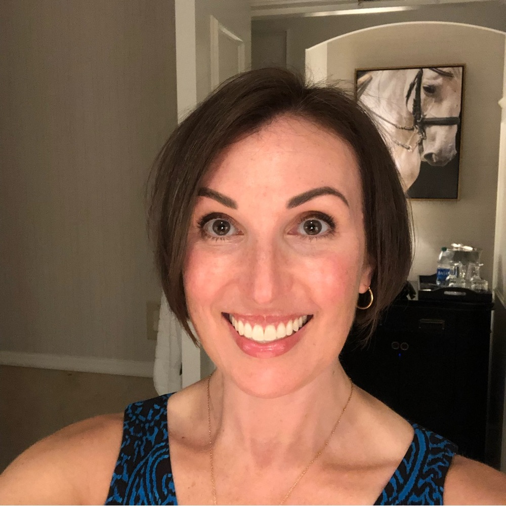 Meet your Posher, Shaina